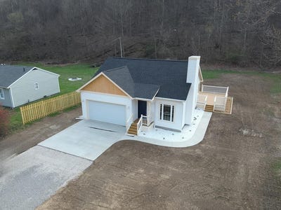 /international/us/2053-state-route-139-portsmouth-oh-110107538528/
