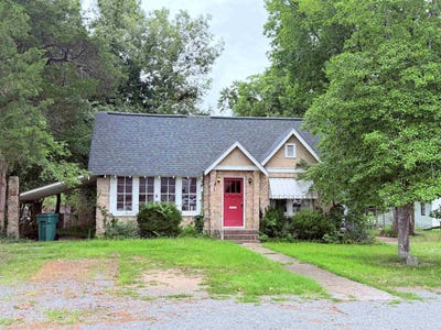 /international/us/8305-dollarway-rd-white-hall-ar-110109069419/