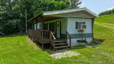 /international/us/3525-hwy-3277-nancy-ky-110100392237/