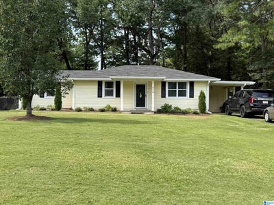 /international/us/214-n-1st-avenue-centreville-al-110109536746/
