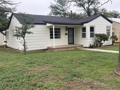 /international/us/211-11th-street-levelland-tx-110109036601/