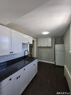 /international/us/396-w-main-street-new-britain-ct-110106975517/