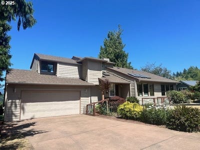 /international/us/6007-view-loop-florence-or-110096933833/