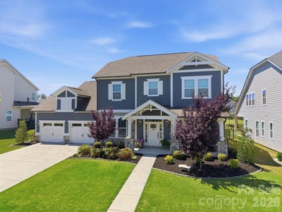 /international/us/2419-paddlers-cove-drive-clover-sc-110120452136/