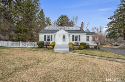 /international/us/8-n-higgins-street-plymouth-ct-110106988123/