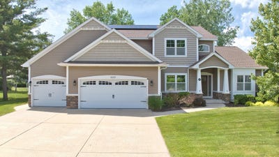 /international/us/6115-whiffletree-lane-midland-mi-110108770921/