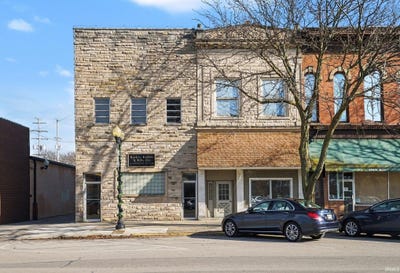 /international/us/118-116-n-main-street-goshen-in-110104930403/