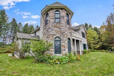 /international/us/743-stone-road-westfield-pa-110106988578/