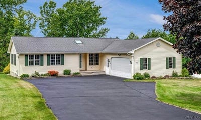 /international/us/4868-cambria-road-lockport-ny-110108966164/