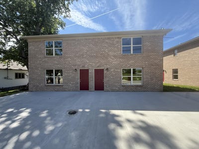 /international/us/103-valley-street-richmond-ky-110109216413/