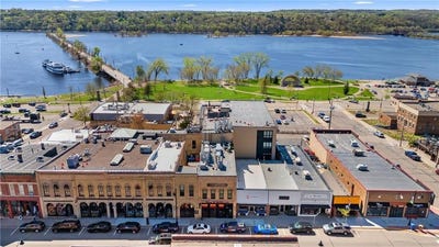 /international/us/517-2nd-street-hudson-wi-110106091068/
