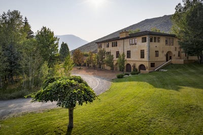 /international/us/113-townsend-gulch-rd-bellevue-id-110107308415/
