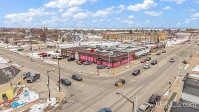 /international/us/1636-ludington-street-escanaba-mi-110106810348/