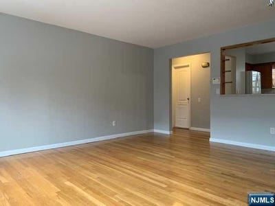 /international/us/129-131-6th-street-fairview-nj-110108341984/