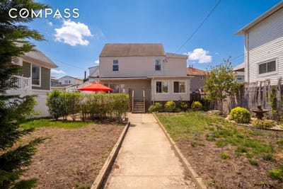 /international/us/3-33-beach-88th-street-queens-ny-110108199428/