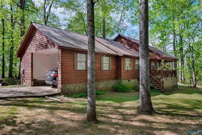 /international/us/6004-shanna-avenue-ne-fort-payne-al-110098548156/