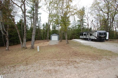 /international/us/3355-horseshoe-lake-road-west-branch-mi-110099689554/?lang=zh-cn