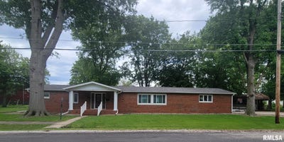 /international/us/559-s-spruce-street-nokomis-il-110108145814/