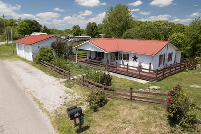 /international/us/4590-county-road-1002-west-liberty-ky-110107890539/
