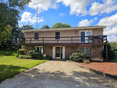 /international/us/10457-s-gordon-avenue-grant-mi-110110326049/