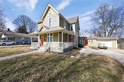 /international/us/204-se-1st-street-lee-s-summit-mo-110105778062/