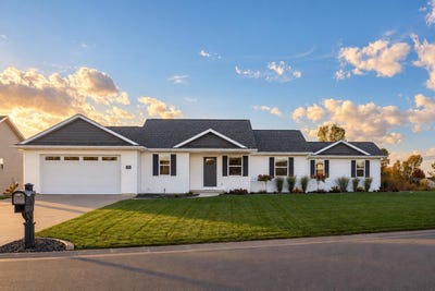 /international/us/n1761-baileys-harbor-court-greenville-wi-110120460858/