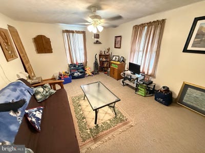 /international/us/44-vernon-street-keyser-wv-110099232315/?lang=de