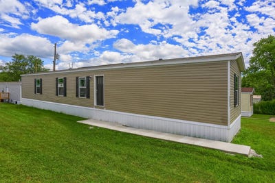 /international/us/111-applewood-drive-butler-pa-110109187023/