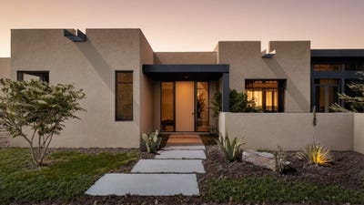 /international/us/24-tierra-antigua-santa-fe-nm-110108580149/