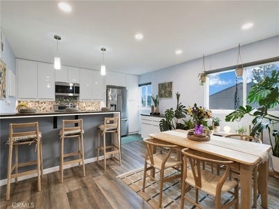 /international/us/9740-sepulveda-blvd-north-hills-ca-110108347585/