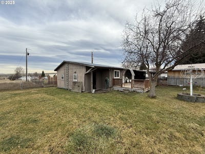 /international/us/210-n-highway-395-longcreek-or-110104607966/