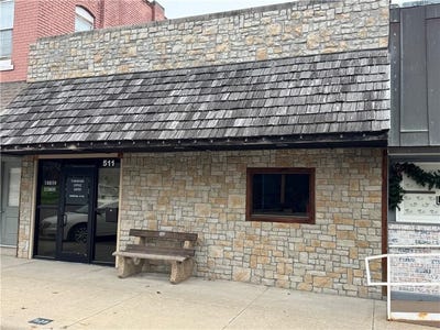 /international/us/511-main-street-wellsville-ks-110105343839/