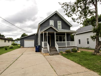 /international/us/704-s-3rd-avenue-edgar-wi-110100900862/