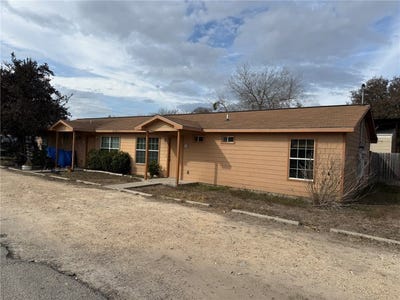 /international/us/310-s-hermann-avenue-three-rivers-tx-110105272280/