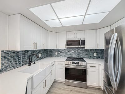 /international/us/4155-n-haverhill-road-west-palm-beach-fl-110106728112/