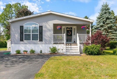 /international/us/115-bluefish-boulevard-portsmouth-nh-110100327386/