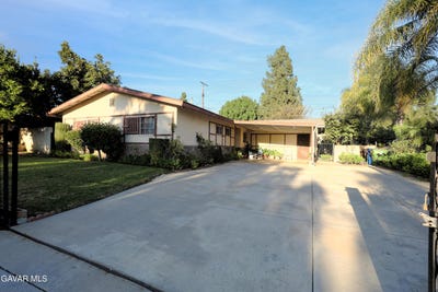 /international/us/11474-gladstone-avenue-sylmar-ca-110108654825/