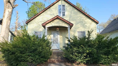 /international/us/609-s-elm-street-centralia-il-110098931890/