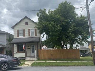 /international/us/735-park-ave-johnstown-pa-110099857313/