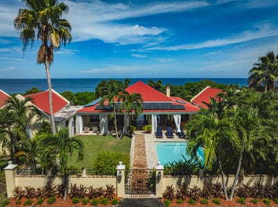 /international/us/rem104etal-cane-bay-nb-st-croix-vi-110102878052/