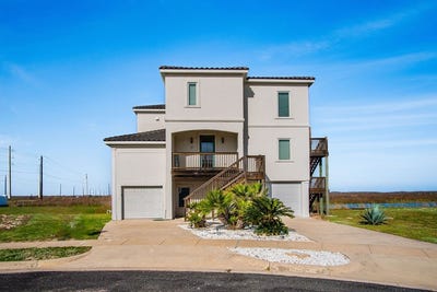 /international/us/146-villa-pamplona-drive-port-aransas-tx-110102653979/