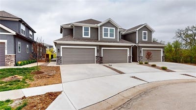 /international/us/12316-s-prairie-creek-road-olathe-ks-110099854625/