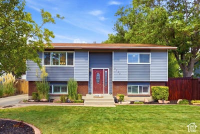 /international/us/5130-w-wildrose-dr-s-west-valley-city-ut-110110277100/