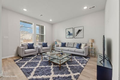 /international/us/14952-e-belleview-ave-aurora-co-110106554760/
