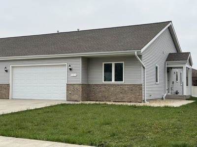 /international/us/922-bergera-street-w-braidwood-il-110107213087/