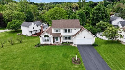 /international/us/11-stream-view-cir-fairport-ny-110108192520/
