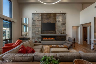 /international/us/2100-frostwood-boulevard-park-city-ut-110109002296/