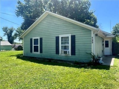/international/us/725-pacific-street-osawatomie-ks-110100317645/