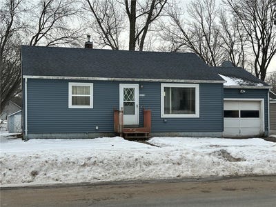 /international/us/13119-7th-street-osseo-wi-110105520494/