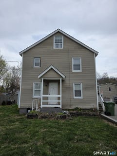/international/us/19-goff-street-meriden-ct-110107354048/